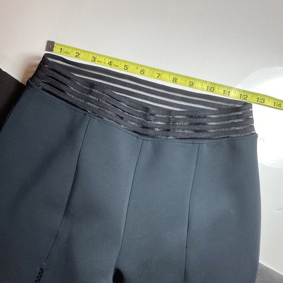 🔥Sale Original Cushnie et Ochs Cropped Flare Neoprene Pants, Mesh Detail - Picture 4 of 8